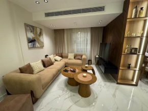 شقة فندقية فاخرة في المهندسين